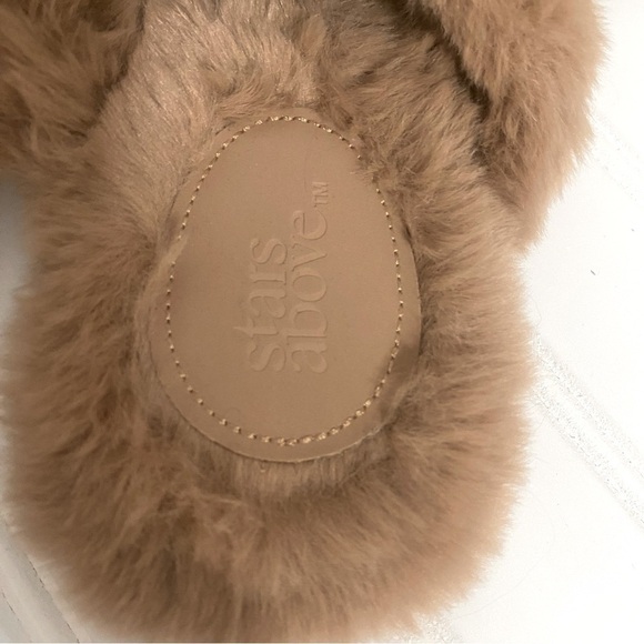 Stars Above Women’s Brown Furry Cozy Slip On Slippers Size S 5/6 - Picture 3 of 7